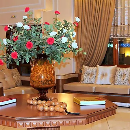 Famissi فندق 3*