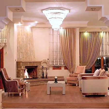 Famissi فندق 3*