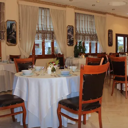 Famissi Hotell Kalampaka